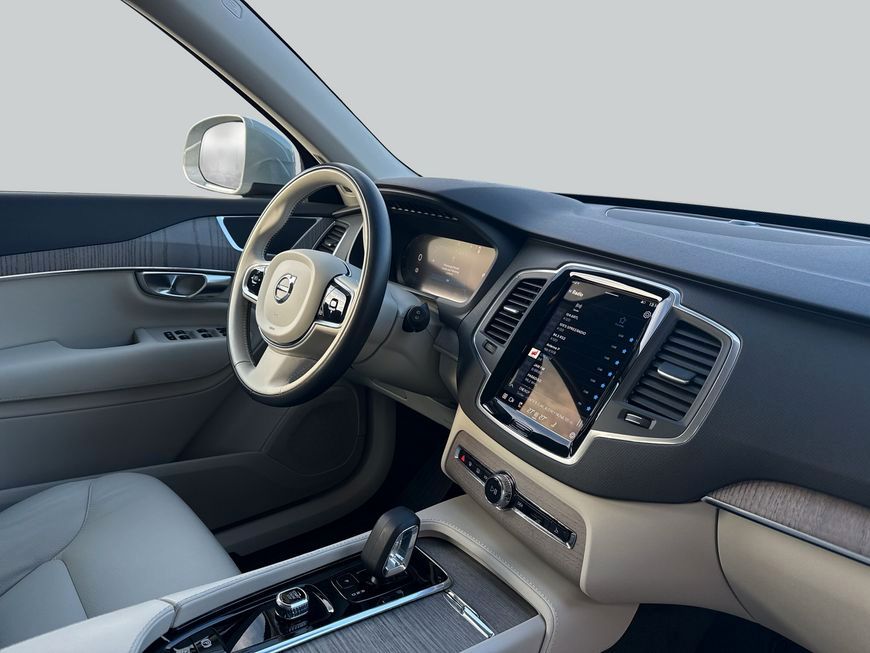 Volvo XC90 2023