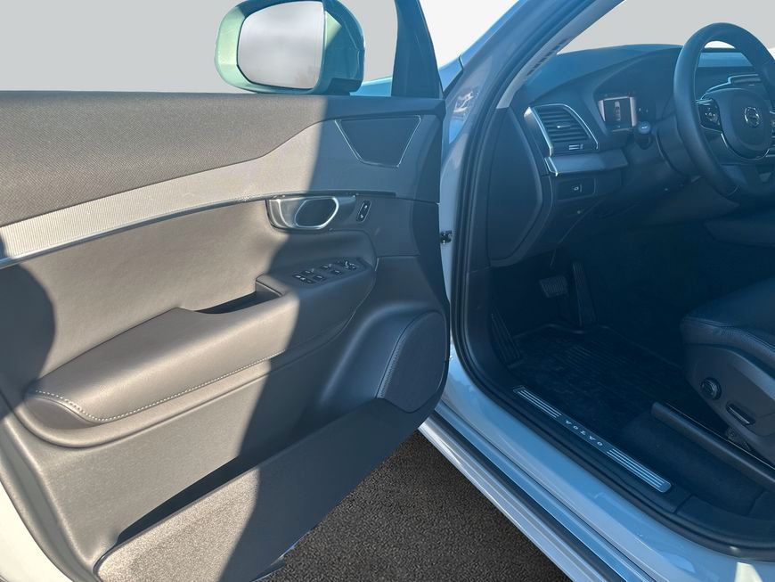 Volvo XC90 2023