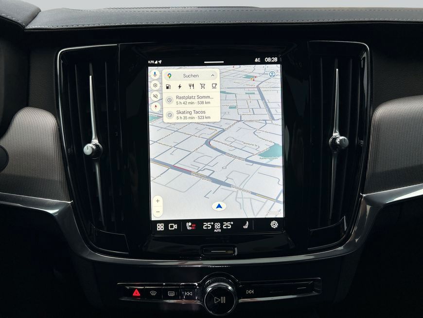 Volvo S90 2024