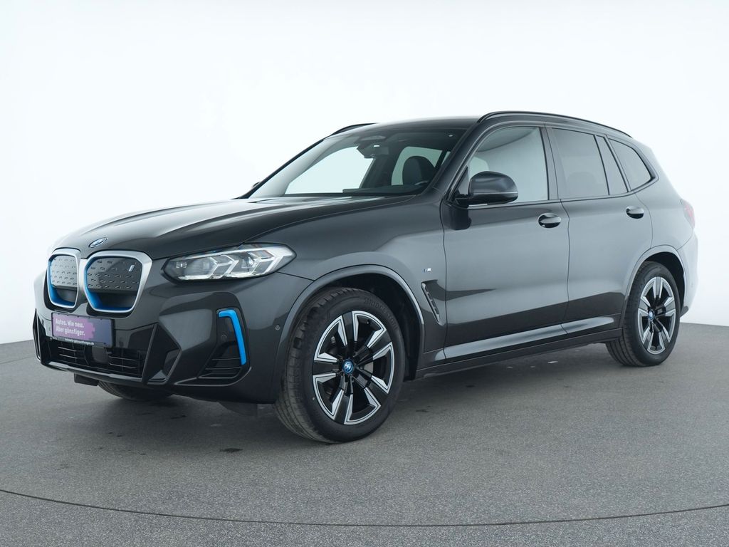 BMW iX3 2023