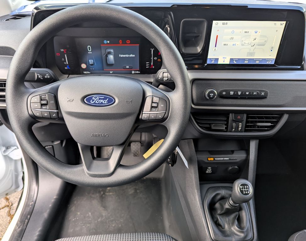 Ford Transit Courier 2025