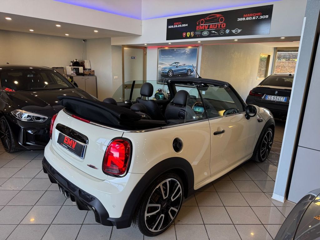 MINI Other 2021