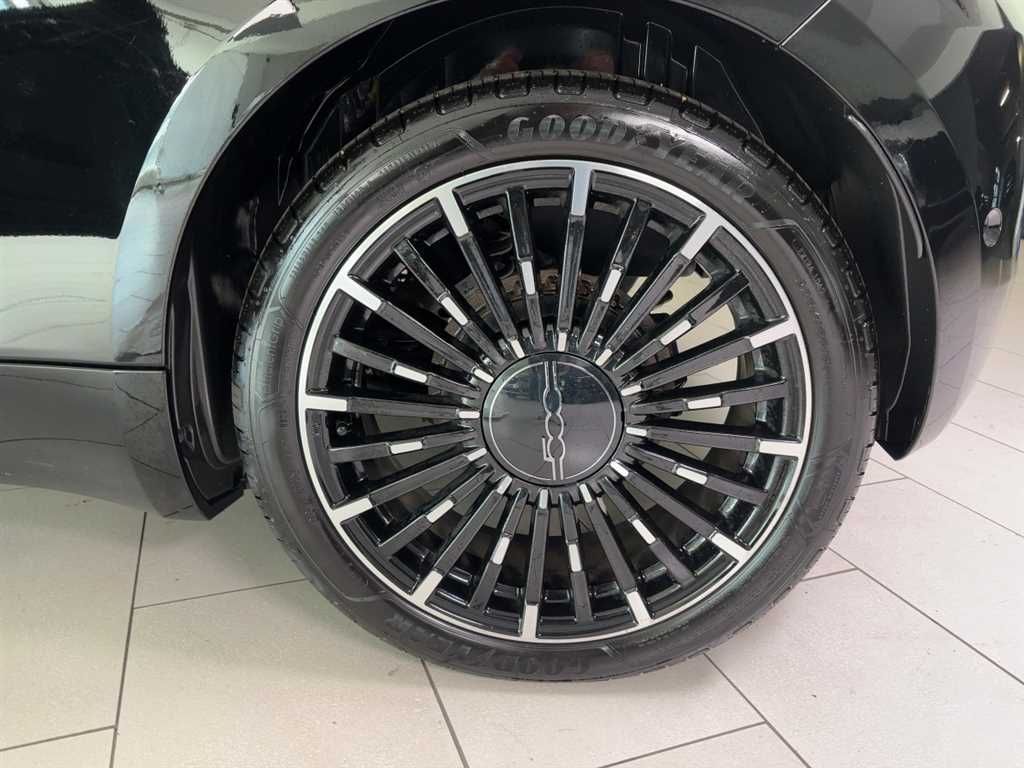 Fiat 500e 2023