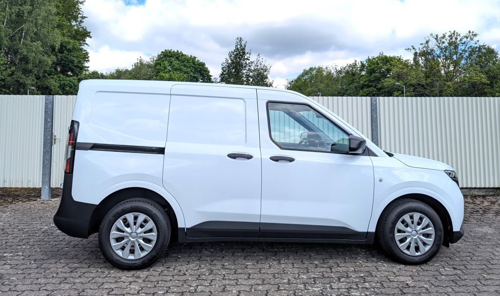 Ford Transit Courier 2025