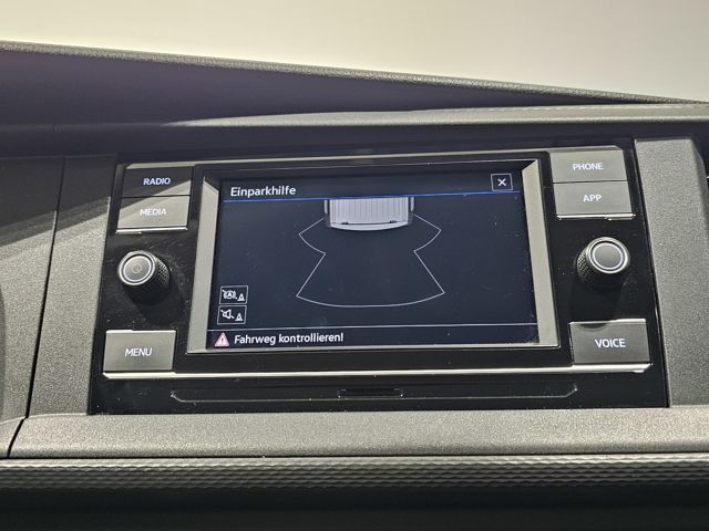 Volkswagen T6 Caravelle 2023