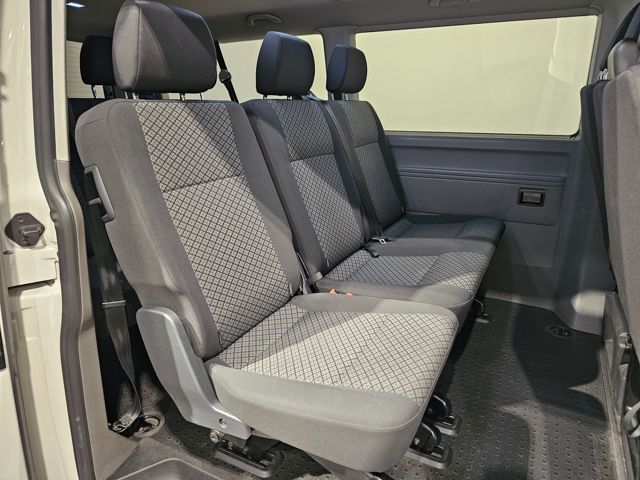 Volkswagen T6 Caravelle 2023