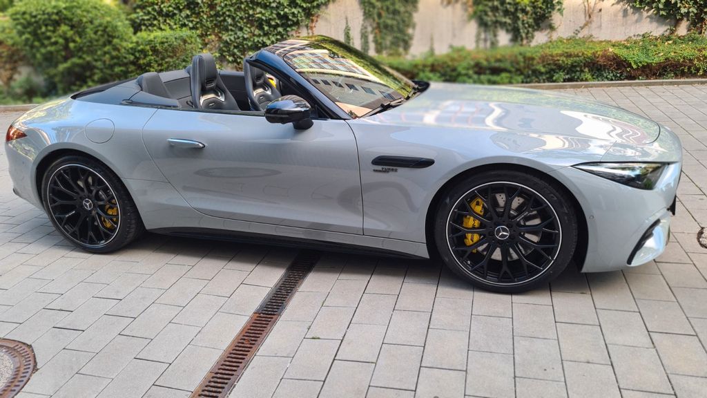 Mercedes-Benz SL 43 AMG 2024
