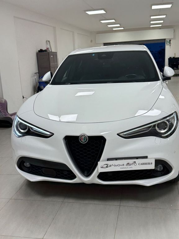 Alfa Romeo Stelvio 2022