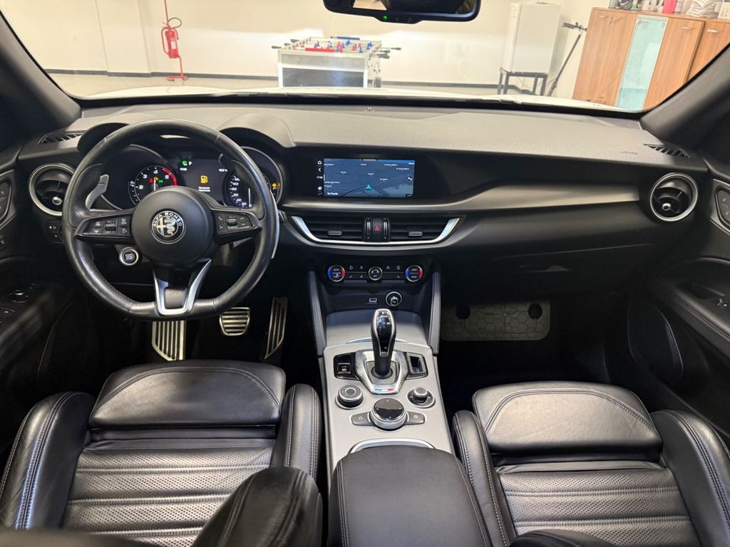Alfa Romeo Stelvio 2022