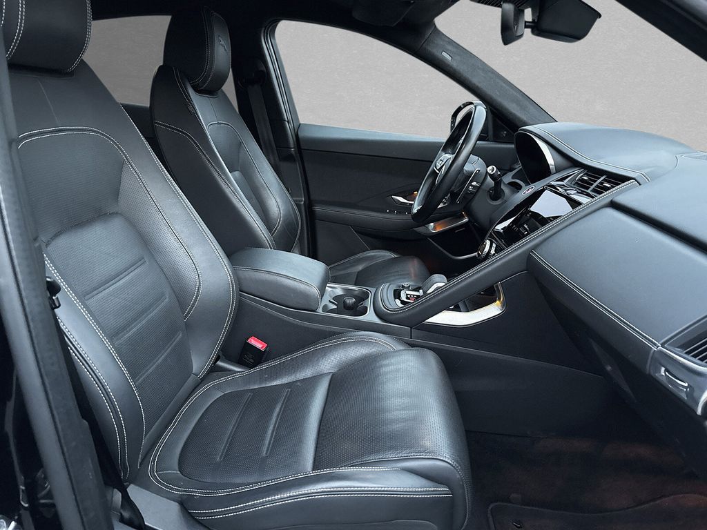 Jaguar E-Pace 2021