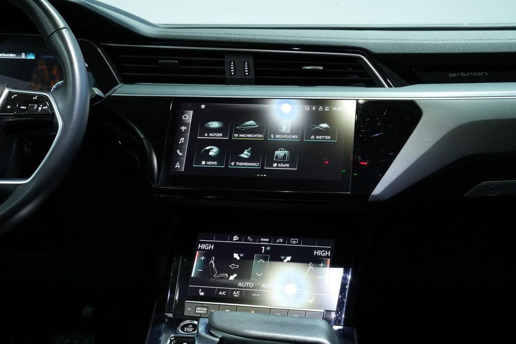 Audi e-tron 2022