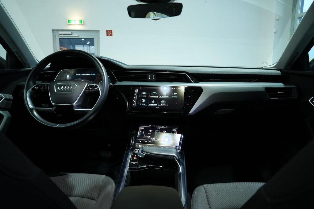 Audi e-tron 2022