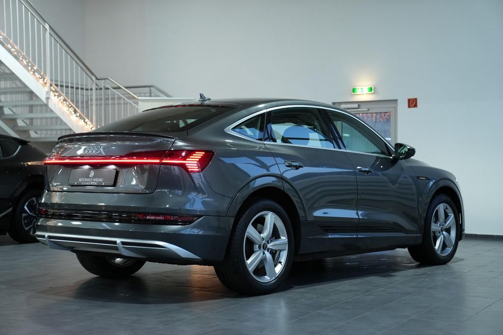Audi e-tron 2022