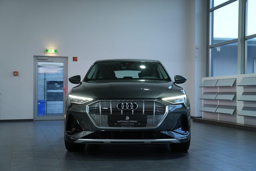 Audi e-tron 2022