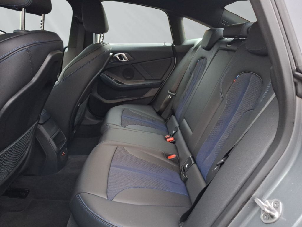BMW 218 Gran Coupé 2024