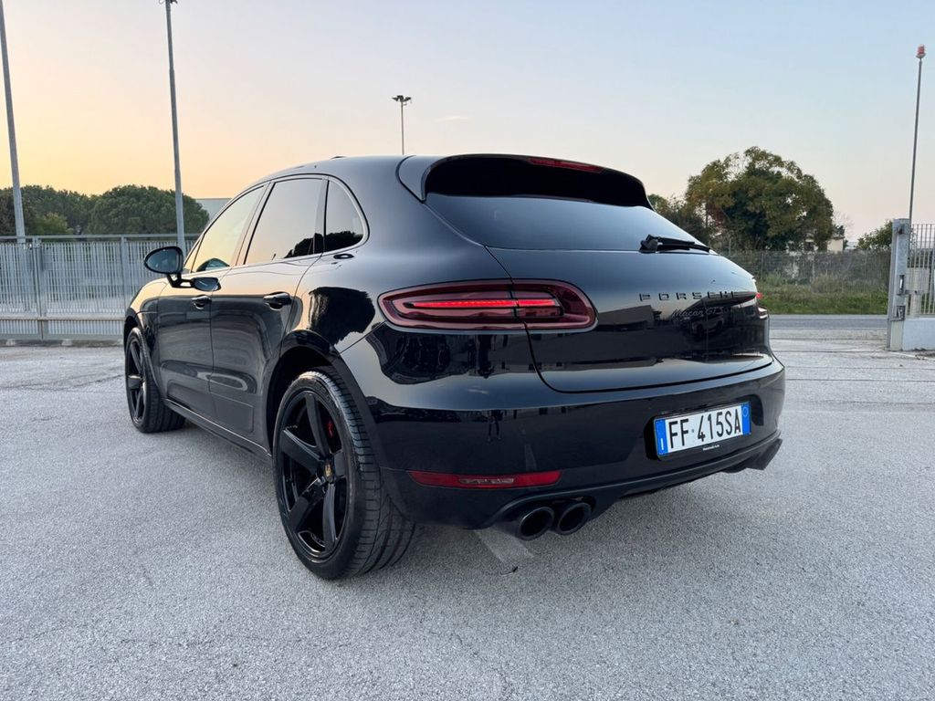 Porsche Macan 2017