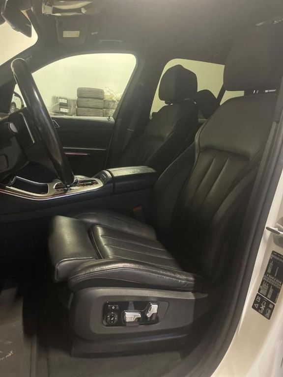 BMW X5 2021