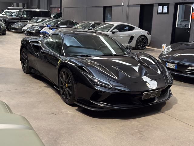Ferrari F8 2022