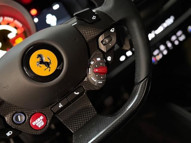 Ferrari F8 2022
