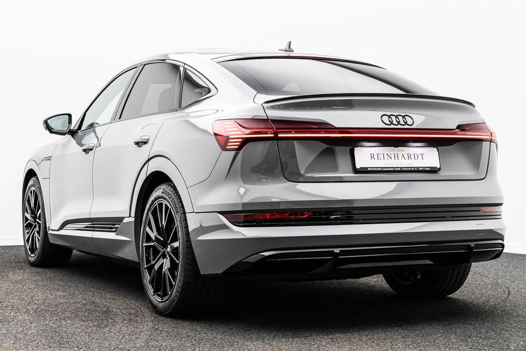 Audi e-tron 2022
