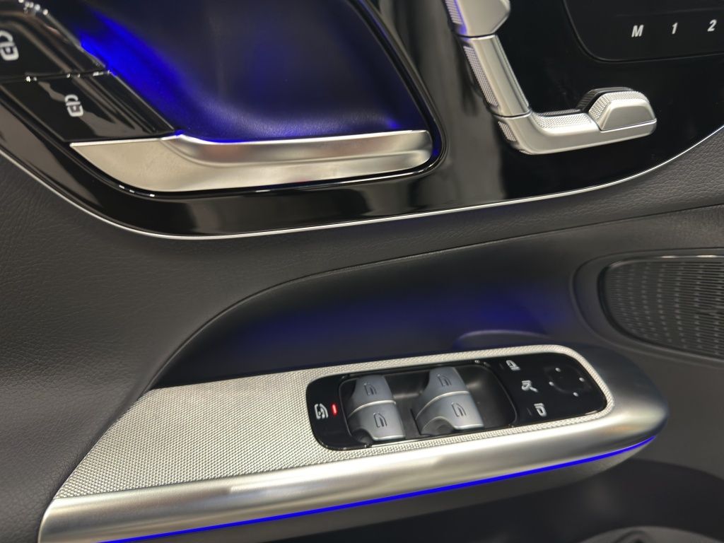 Mercedes-Benz GLC 300 2025