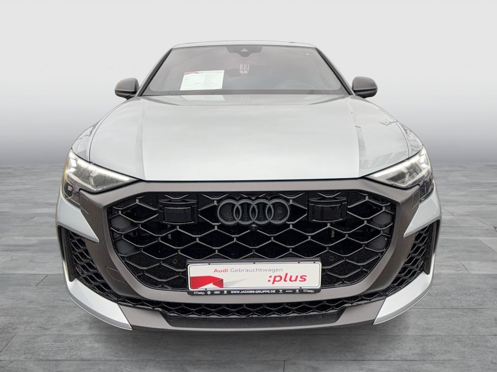 Audi RSQ8 2024
