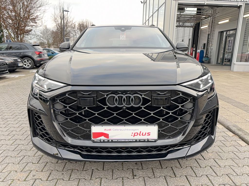 Audi RSQ8 2024