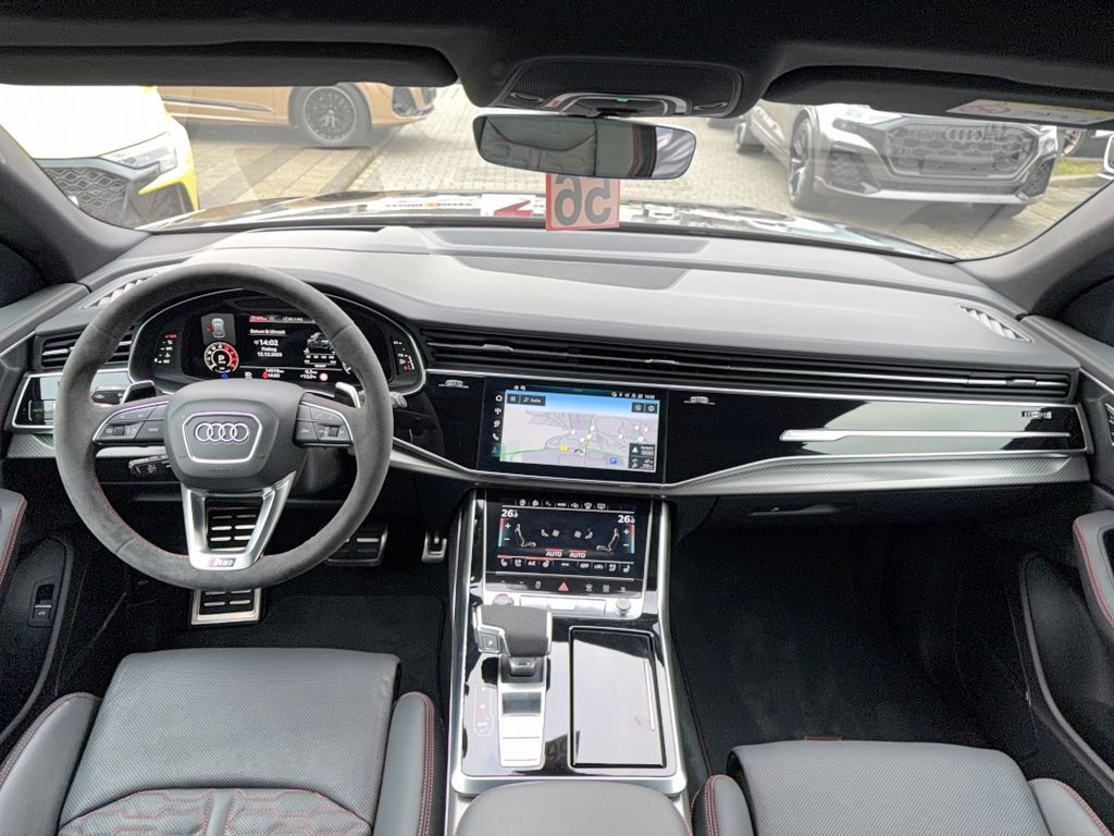 Audi RSQ8 2024