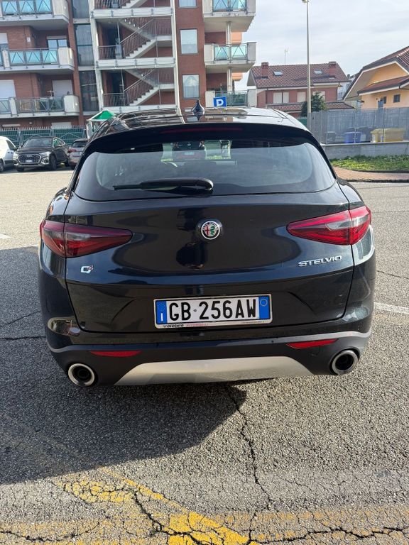 Alfa Romeo Stelvio 2020