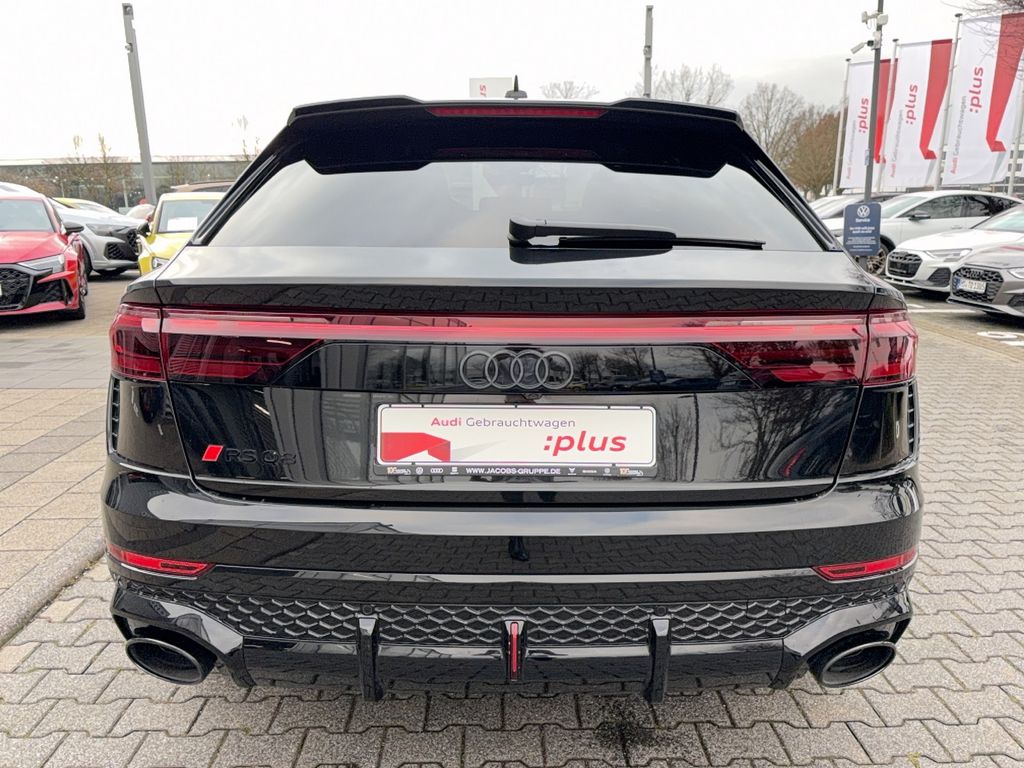 Audi RSQ8 2024
