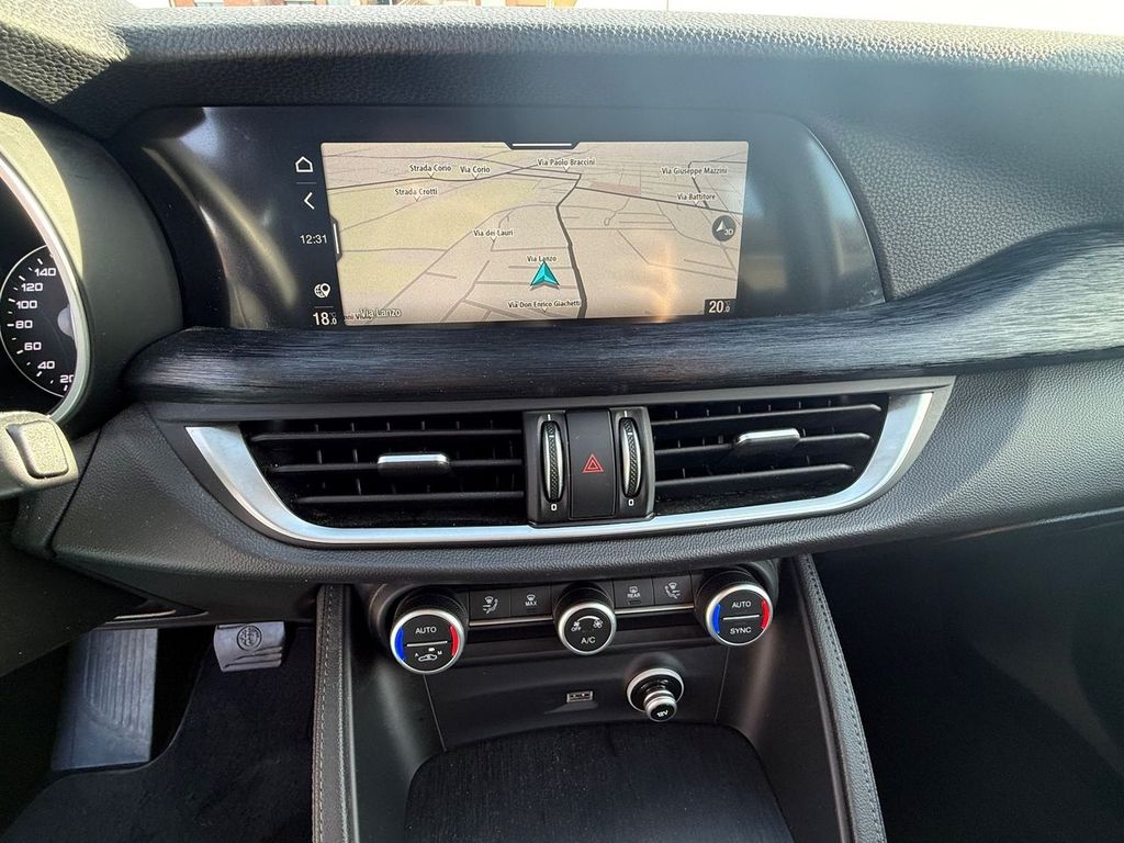 Alfa Romeo Stelvio 2020