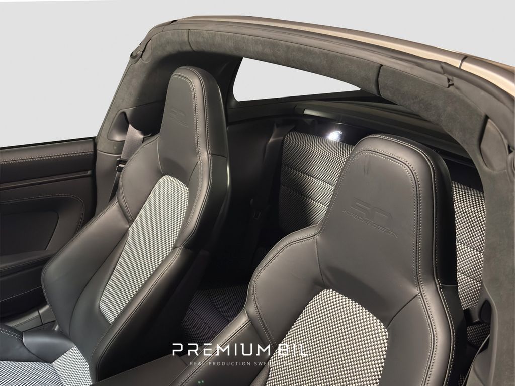 Porsche 911 2023
