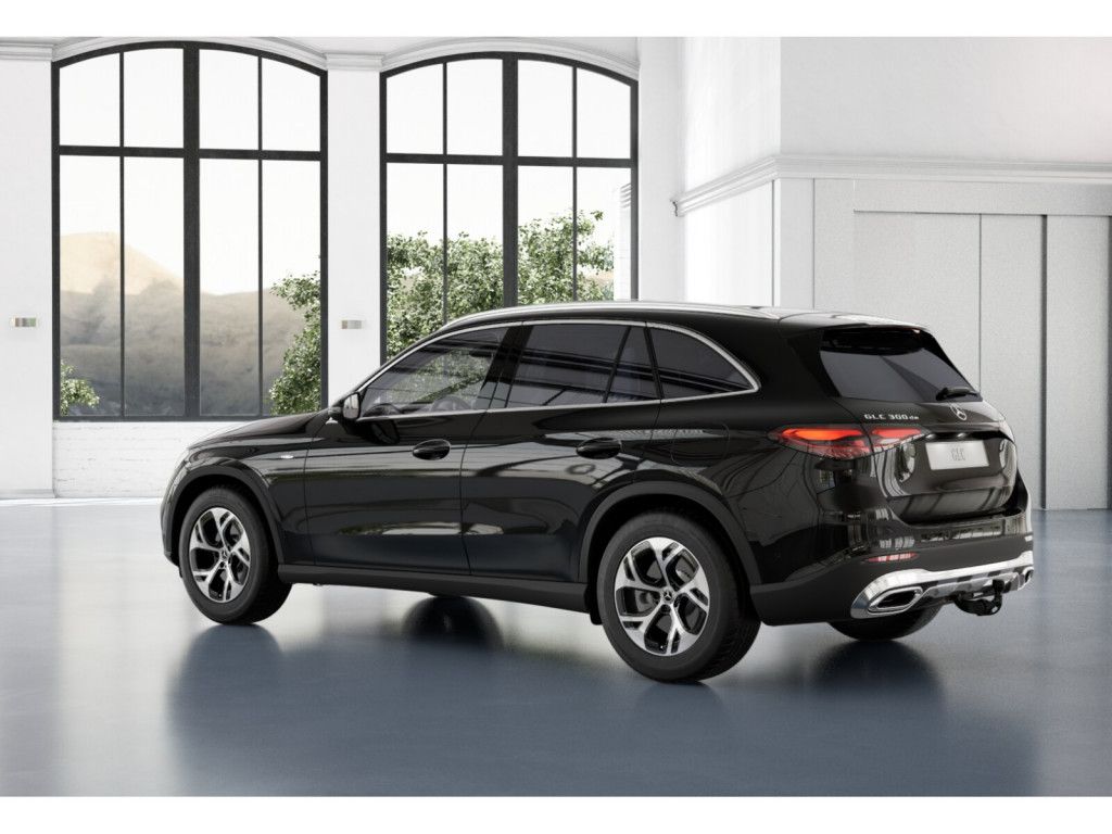 Mercedes-Benz GLC 300 2025