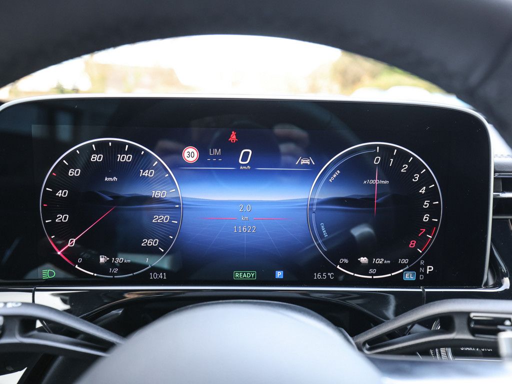 Mercedes-Benz E 300 2025