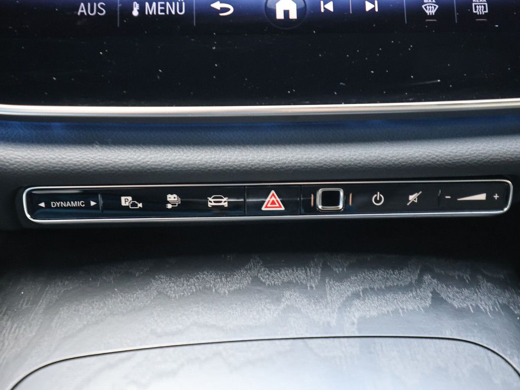 Mercedes-Benz E 300 2025