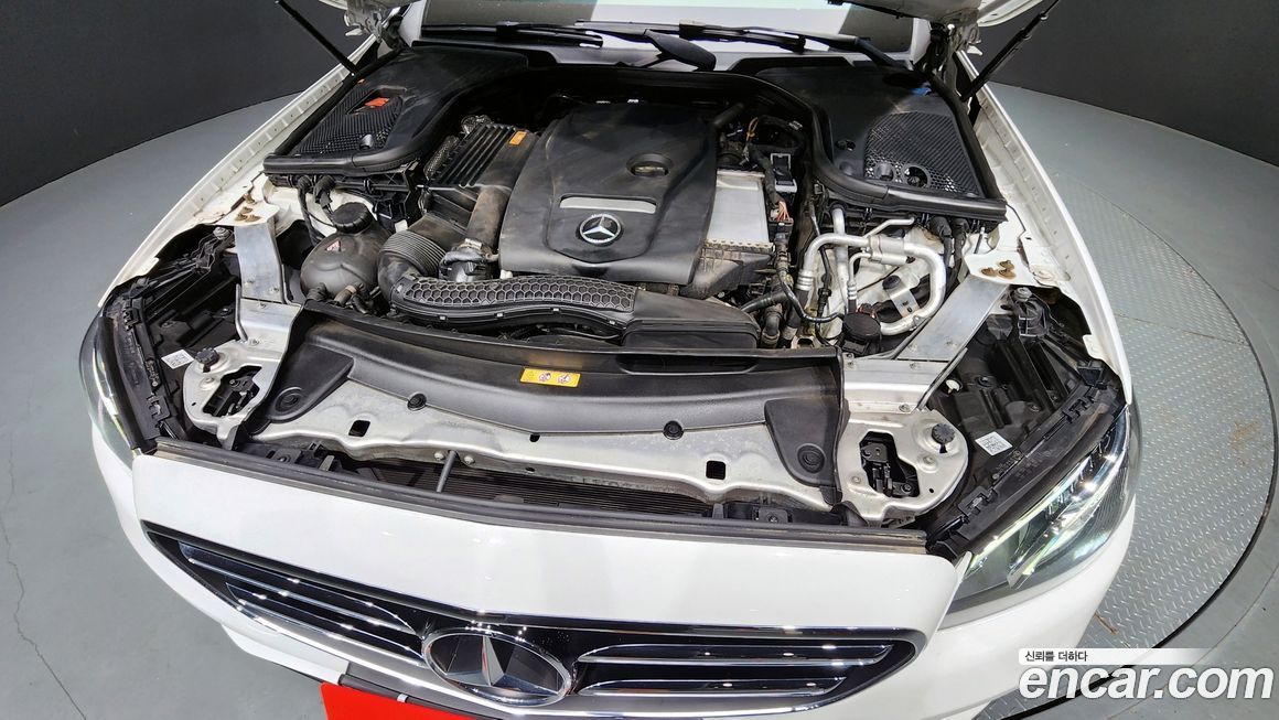 Mercedes-Benz E-Class 2020