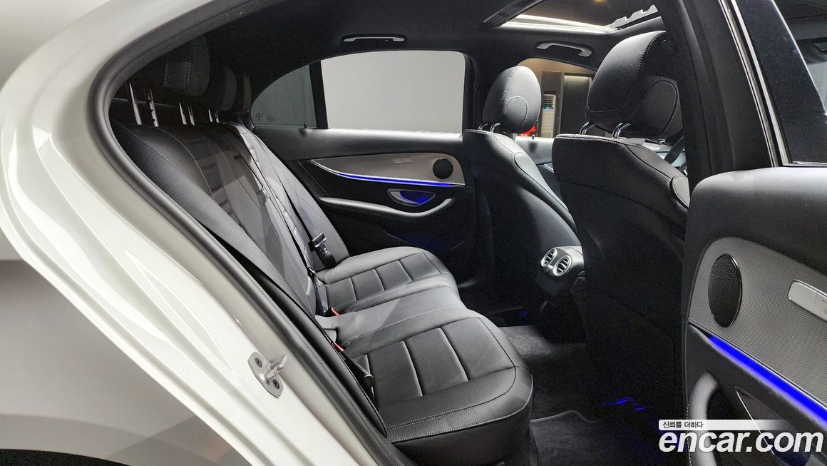 Mercedes-Benz E-Class 2020