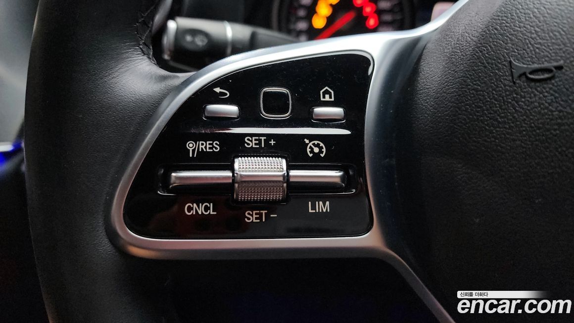 Mercedes-Benz E-Class 2020