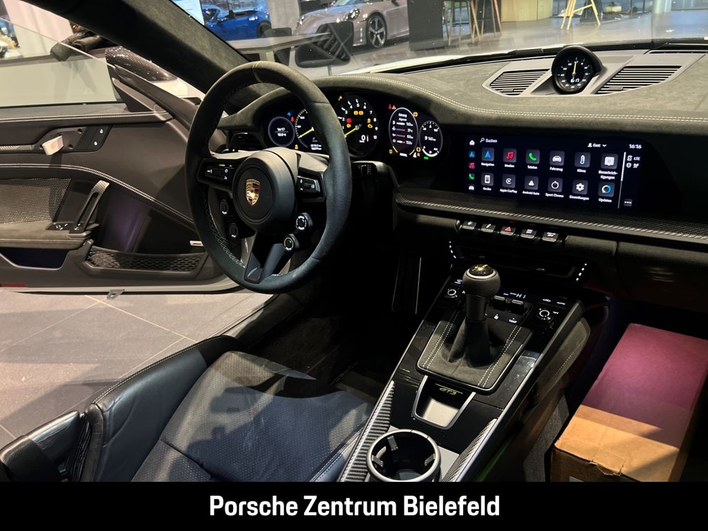 Porsche 992 2023