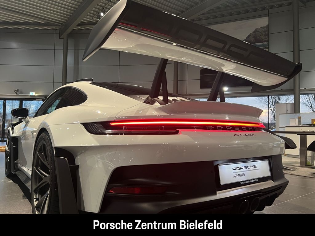 Porsche 992 2023