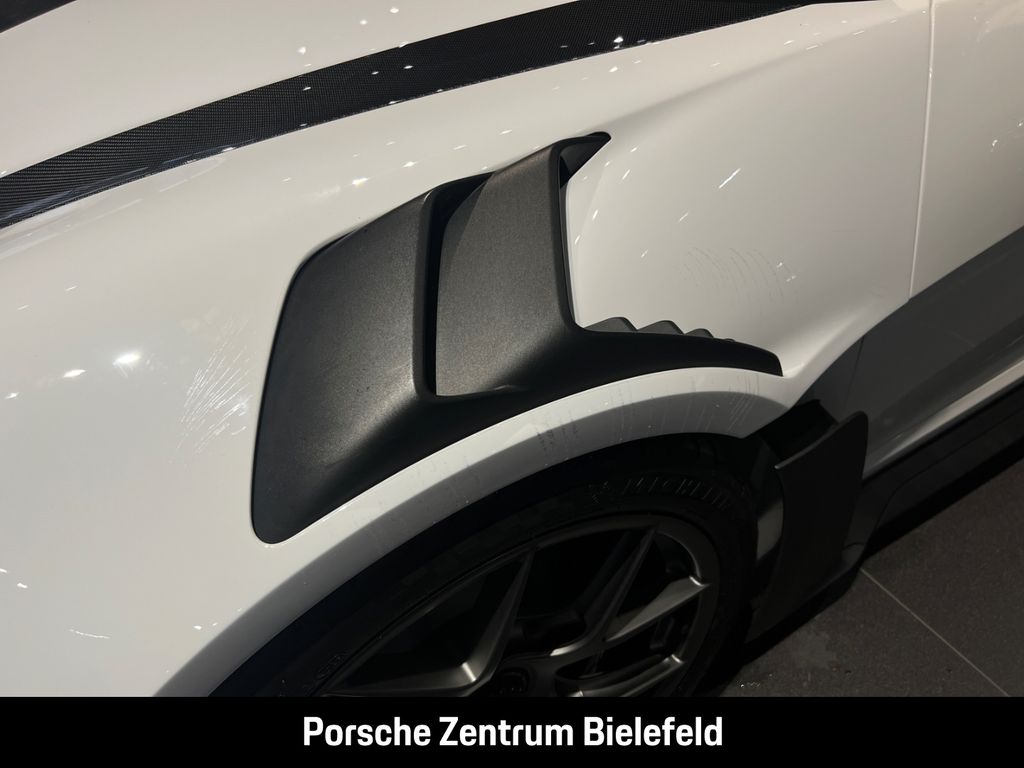 Porsche 992 2023