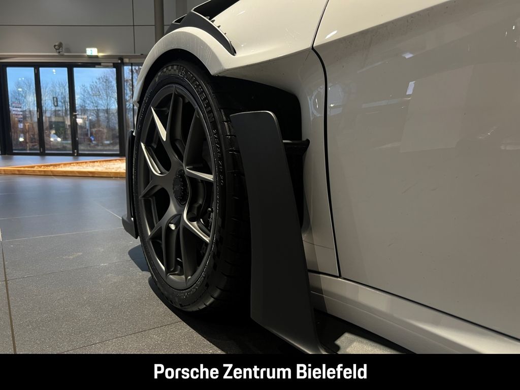 Porsche 992 2023