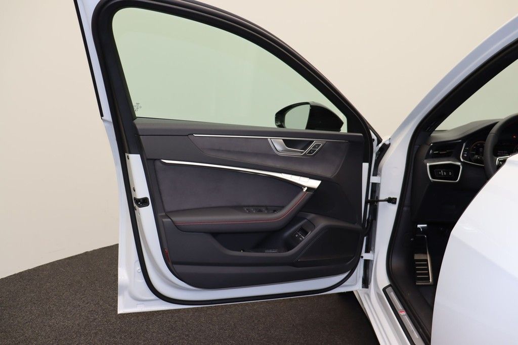 Audi A6 2025