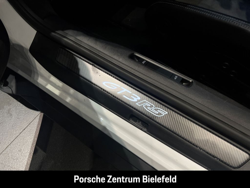 Porsche 992 2023