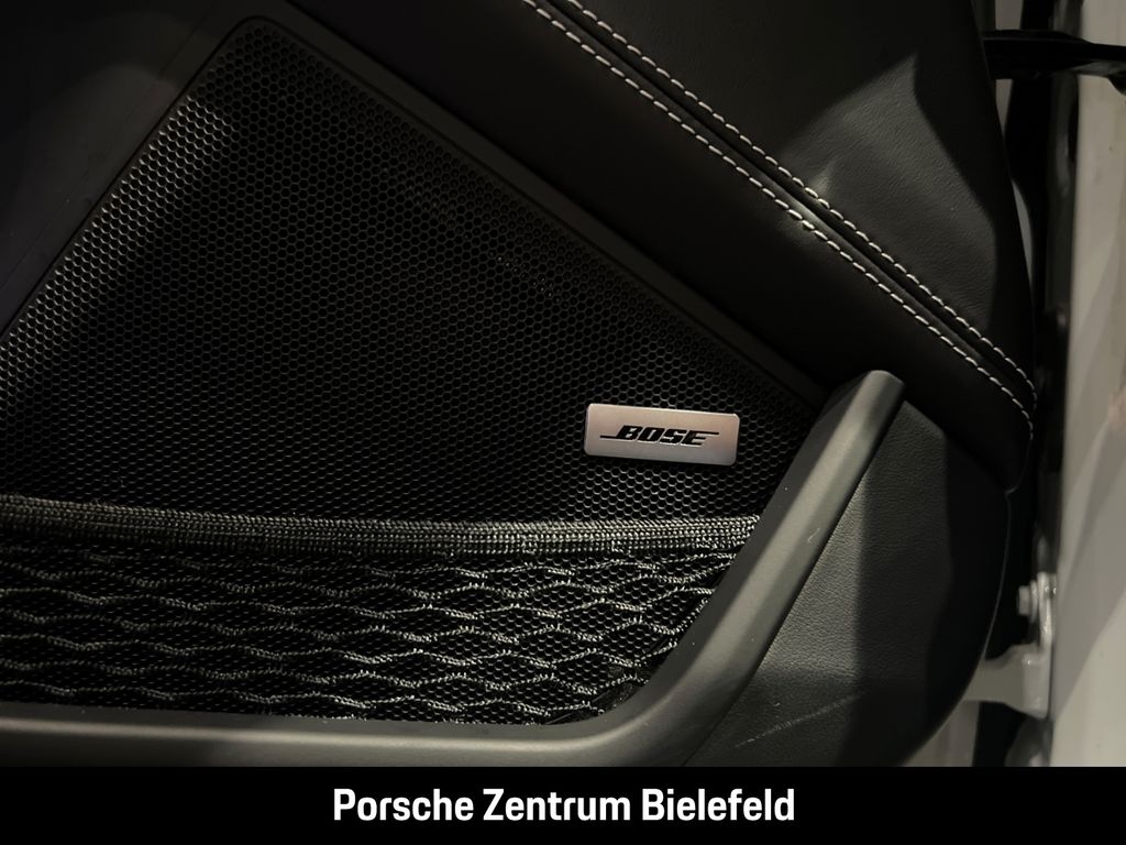 Porsche 992 2023