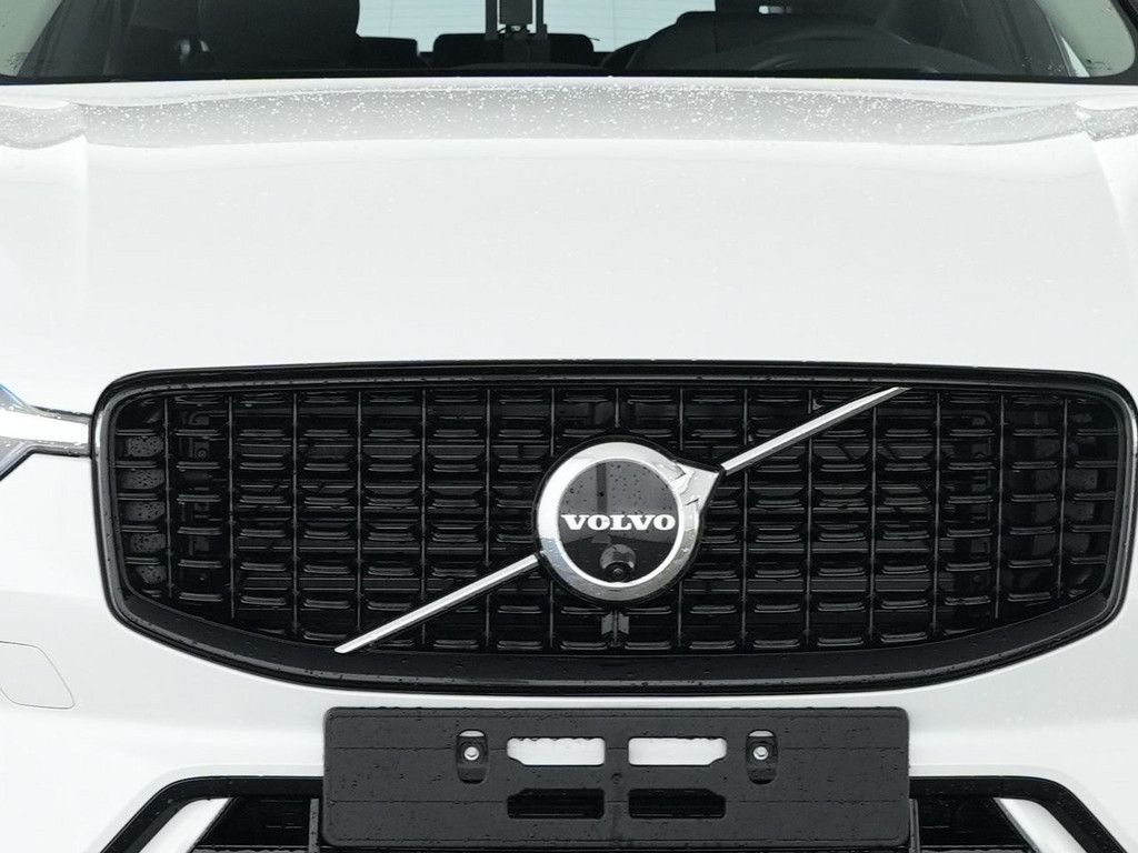 Volvo XC60 2025