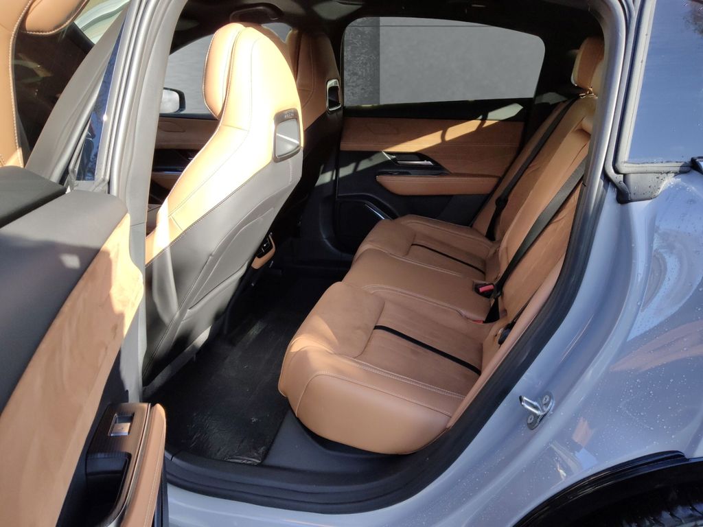 Mazda 6e