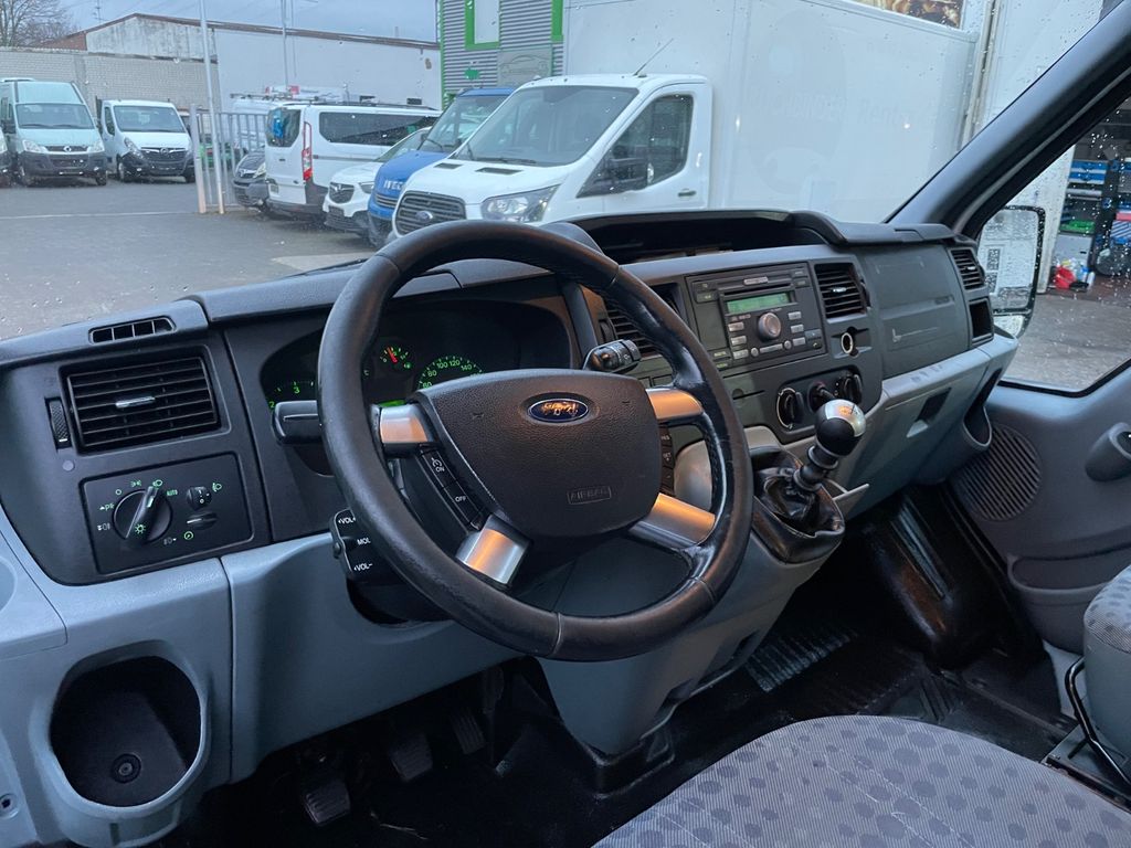Ford Transit 2012
