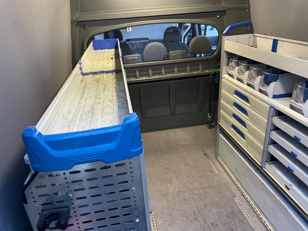 Ford Transit 2012