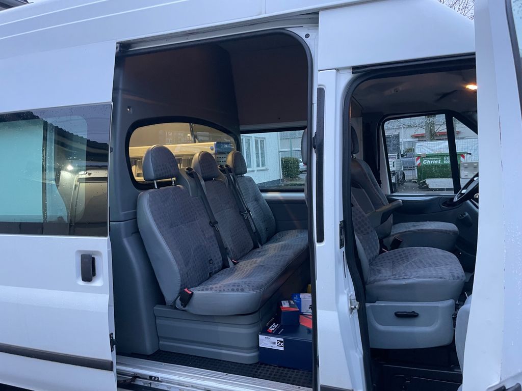 Ford Transit 2012